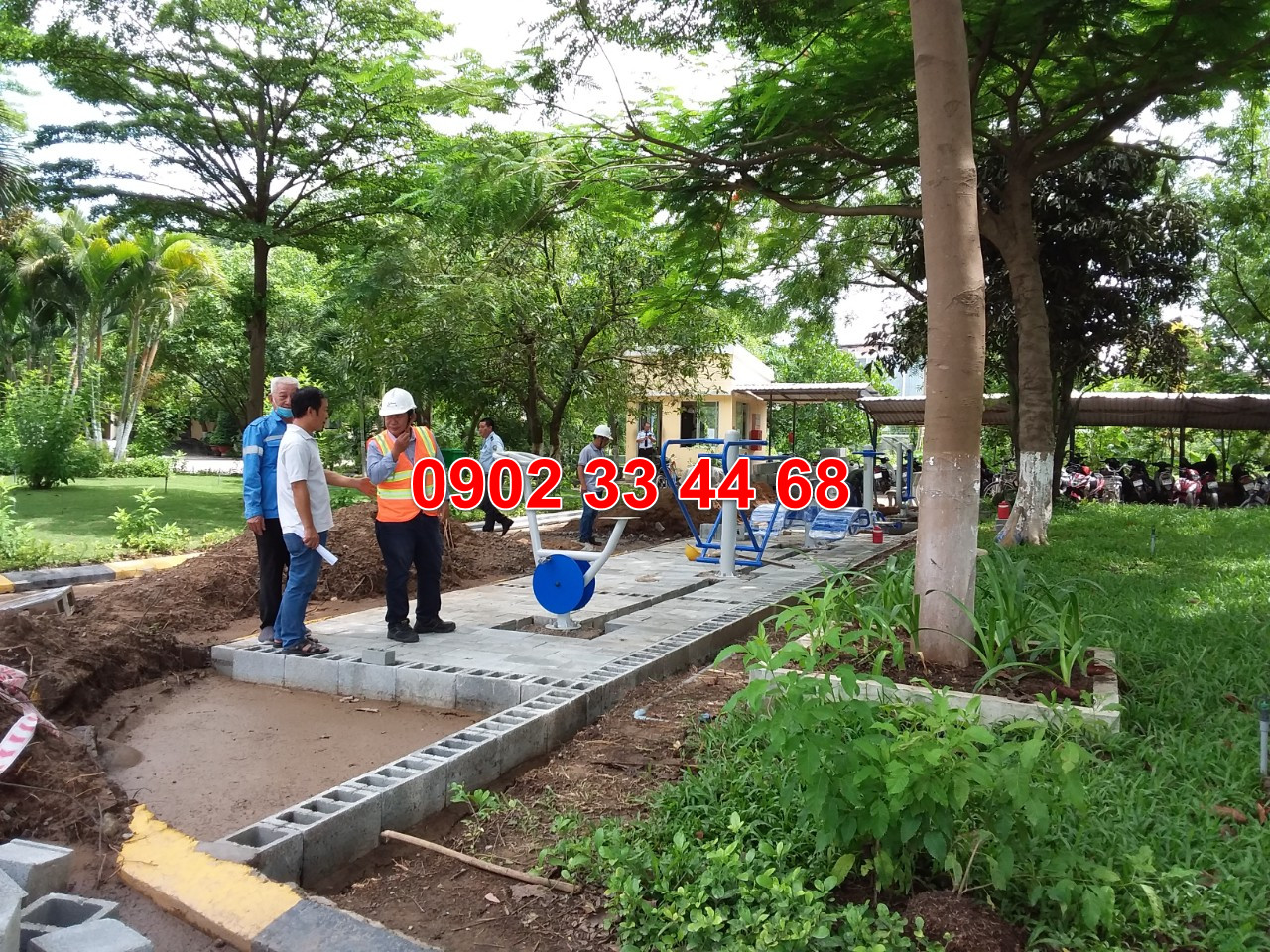 NHÀ MÁY XI MĂNG HÀ TIÊN QUAN TÂM SỨC KHỎE  CHO CÁN BỘ CÔNG NHÂN VIÊN