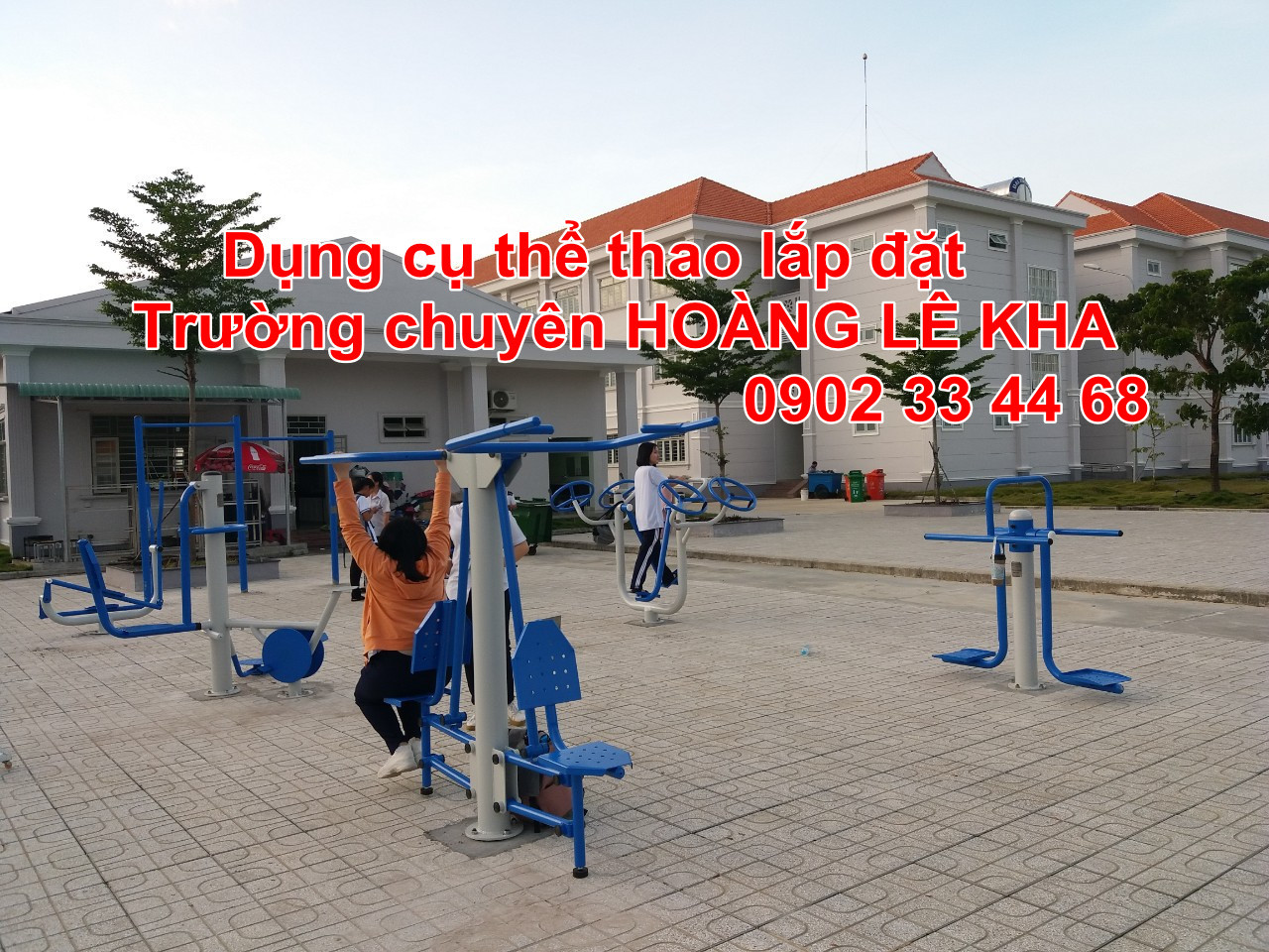 HỌC SINH TẠI  TRƯỜNG CHUYÊN HOÀNG LÊ KHA TỈNH TÂY NINH