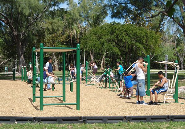 Cách sử dụng máy tập thể dục ngoài trời